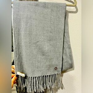 #8 Unisex Gray Calvin Klein Lightweight Fringe Scarf